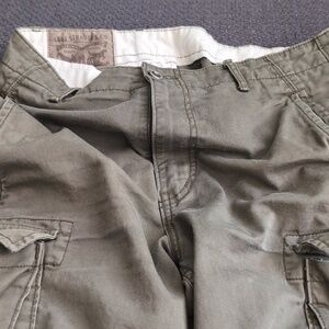 Levi's Olive Green Cargo Pants 32"